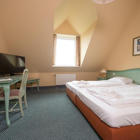 Hotel Ziegenkrug Schweriner Tor Pampow 外观 照片